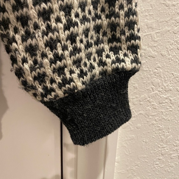 DEVOLD men’s UUL pullover sweater. Size XXL (56). Made in Norway. - Picture 5 of 16